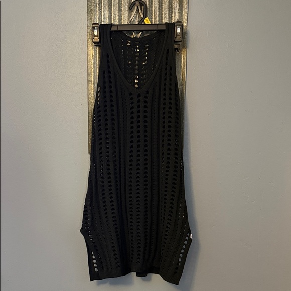 ZYIA Other - Black sleeveless swim coverup